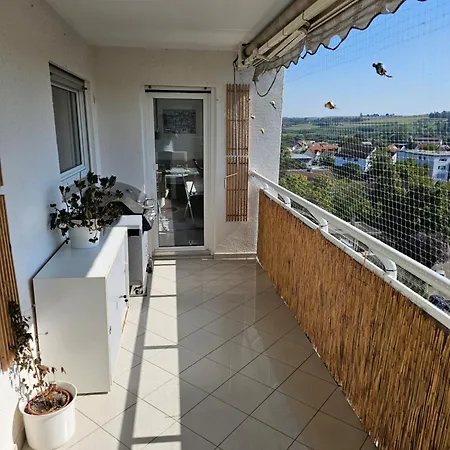 Panoramawohnung In Schoener Lage