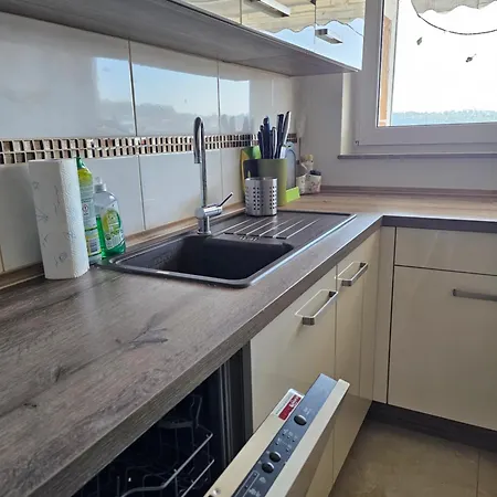 Panoramawohnung In Schoener Lage * Murr